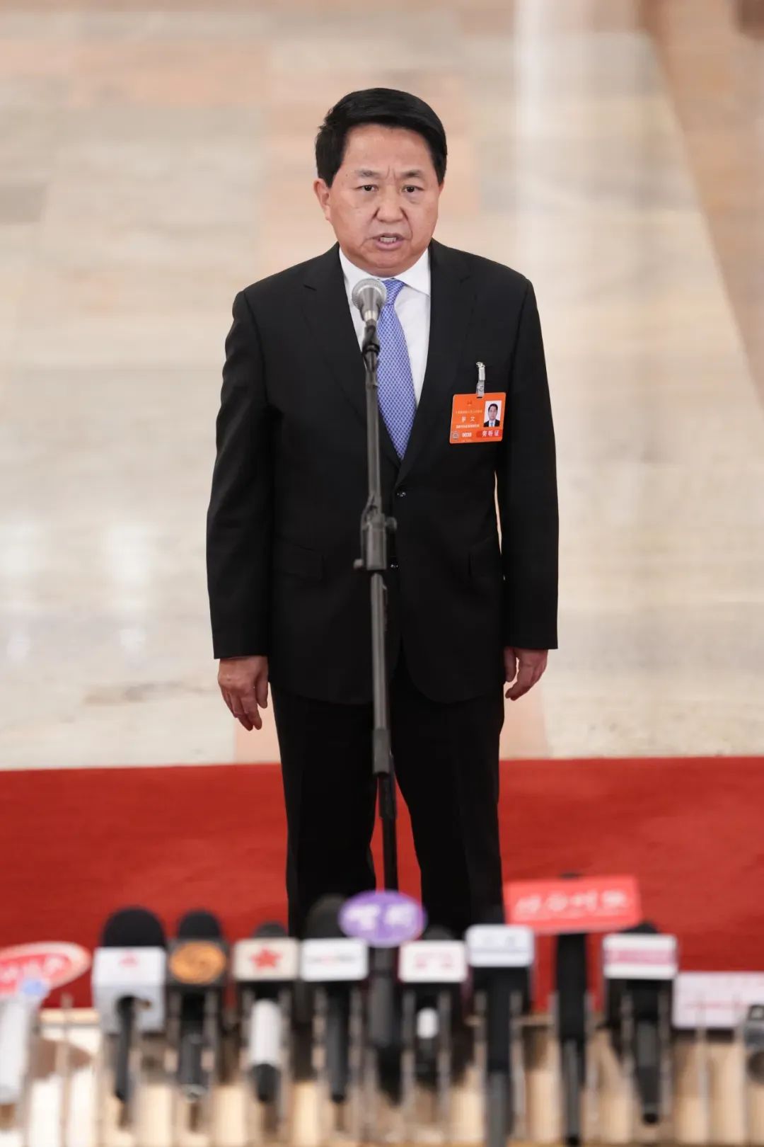 两会新声丨李云泽：金融行业稳健运行 金融服务提质增效